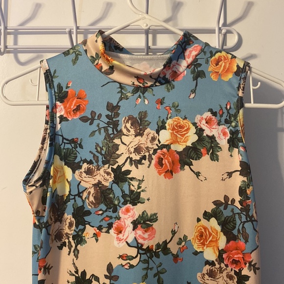 Midi dress - Picture 2 of 4